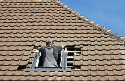 Pose de velux - La Chapelle-Huon